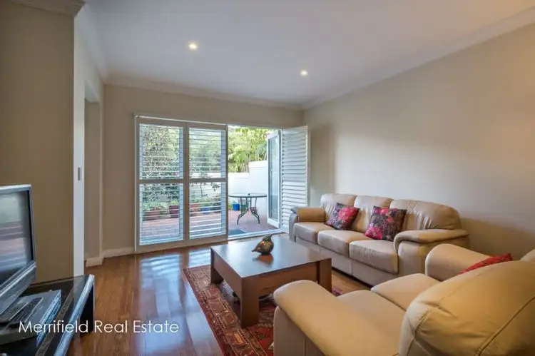 Fourth view of Homely unit listing, 11 Barnett Street, Middleton Beach WA 6330