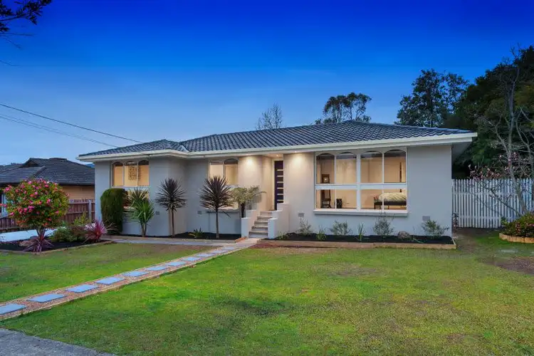 98 Lomond Avenue, Kilsyth VIC 3137