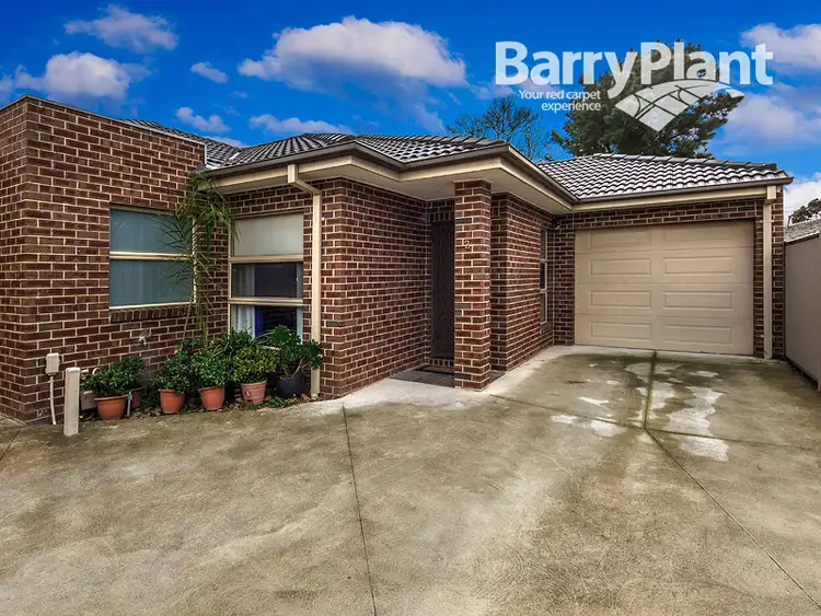 2/56 Perrett Avenue, St Albans VIC 3021