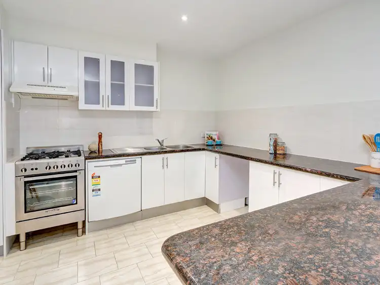 Fourth view of Homely townhouse listing, 2/32 Pinehill Drive, Frankston VIC 3199