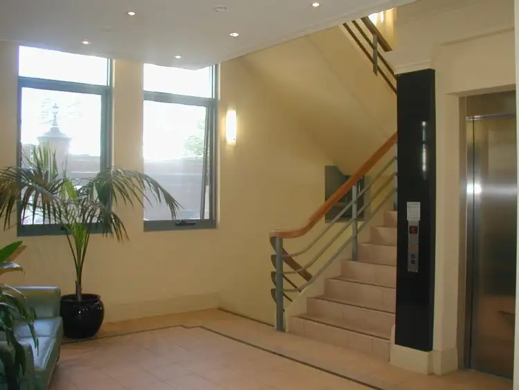 Sixth view of Homely apartment listing, 204/402 Latrobe Street, Melbourne VIC 3000