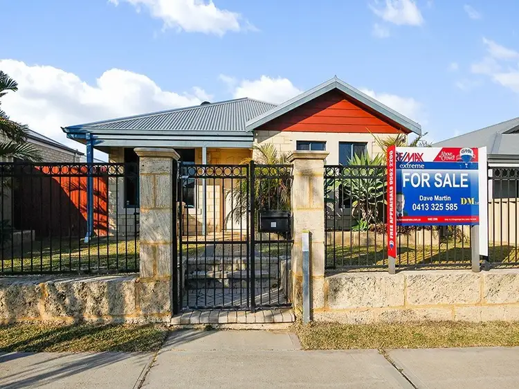 20 Knighton Way*, Butler WA 6036