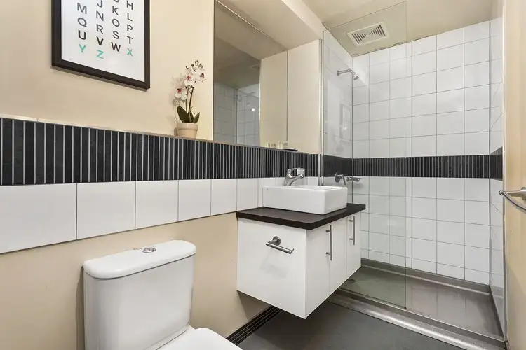 Third view of Homely apartment listing, 1402/325 Collins Street, Melbourne VIC 3000