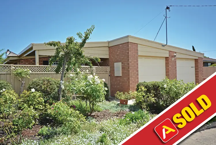 11 Robin Avenue, Portland VIC 3305