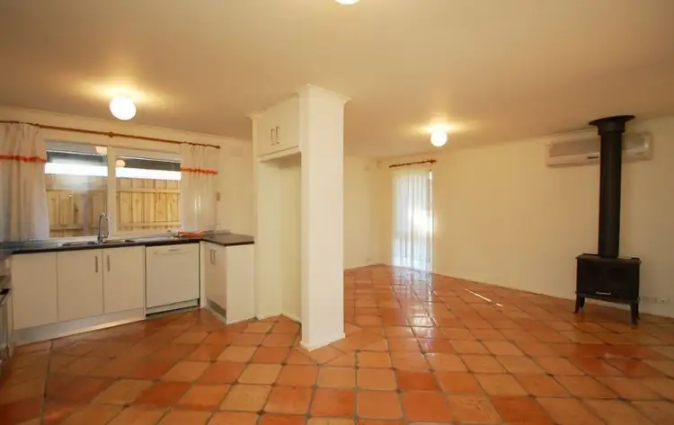 Sixth view of Homely house listing, 9 Ellam Court, Meadow Heights VIC 3048