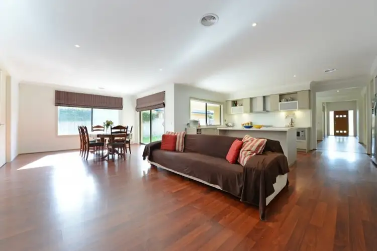 Fifth view of Homely house listing, 2 Mawson Walk, Sandhurst VIC 3977