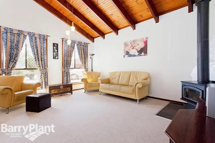 Second view of Homely house listing, 11 Eva Court, Seabrook VIC 3028