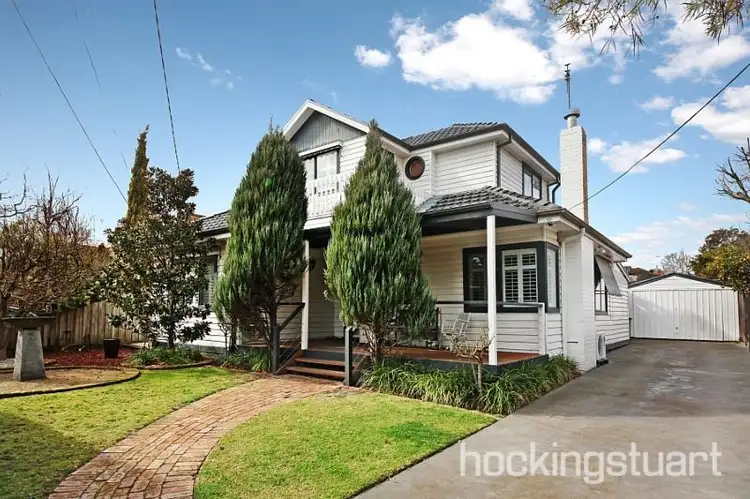 8 Sandra Grove, Bentleigh VIC 3204