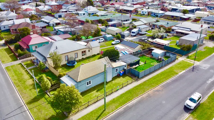 11 Cotton Street, Latrobe TAS 7307