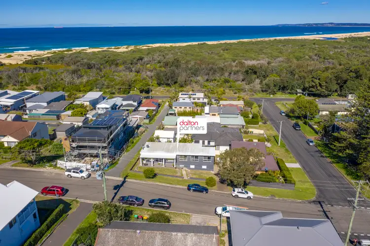 Fifth view of Homely house listing, 28 Dodds Street, Redhead NSW 2290