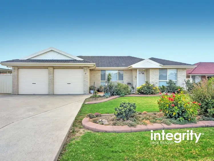 17 Costa Street, Worrigee NSW 2540