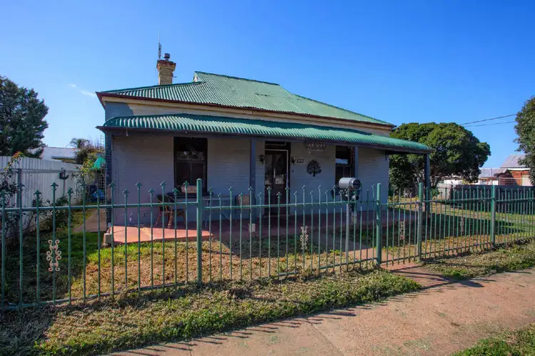 122 Arthur Street, Wellington NSW 2820