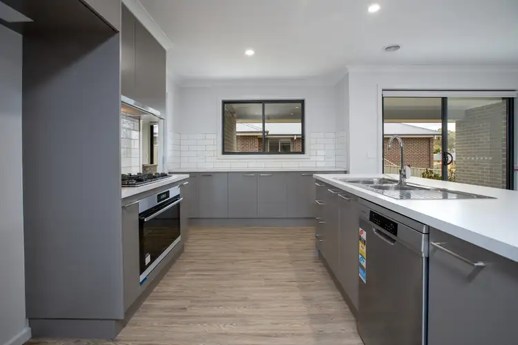Fourth view of Homely house listing, 2 Blakleys Circuit, Thurgoona NSW 2640