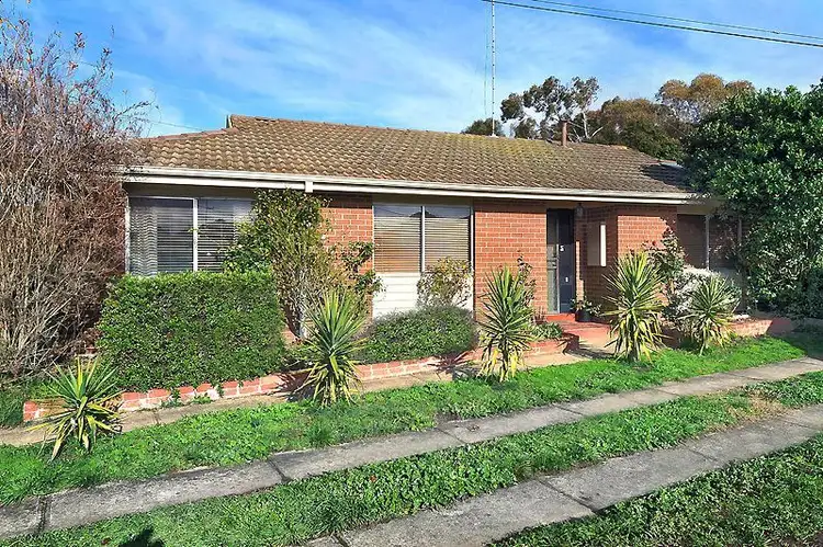 6 Lawanna Court, Delacombe VIC 3356