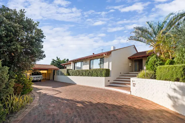 17 TAMBLYN CLOSE