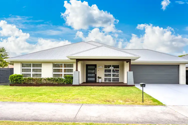 Second view of Homely house listing, 21 Settlers Boulevard, Chisholm NSW 2322
