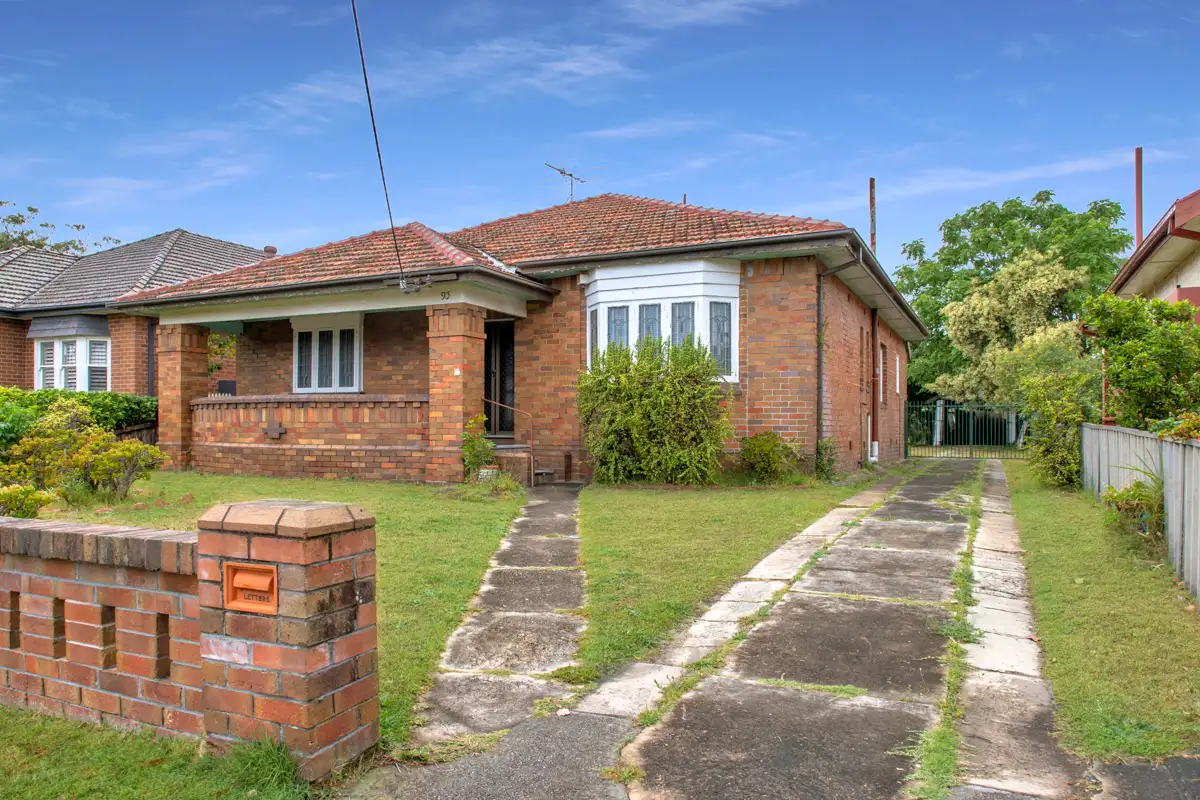 Main view of Homely house listing, 93 Gordon Avenue, Hamilton South NSW 2303