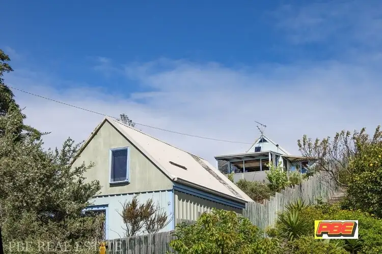 5 PETER STREET, Venus Bay VIC 3956