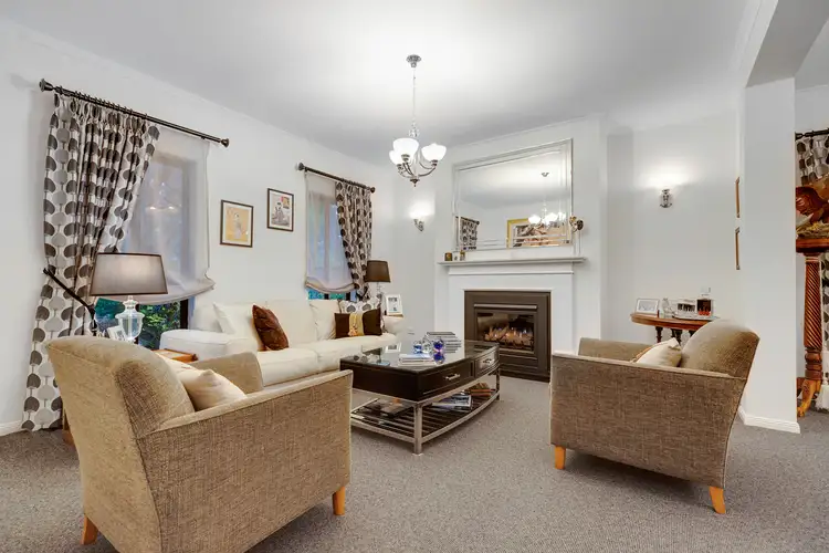 Fifth view of Homely house listing, 3 DEAKIN PLACE, Sandhurst VIC 3977