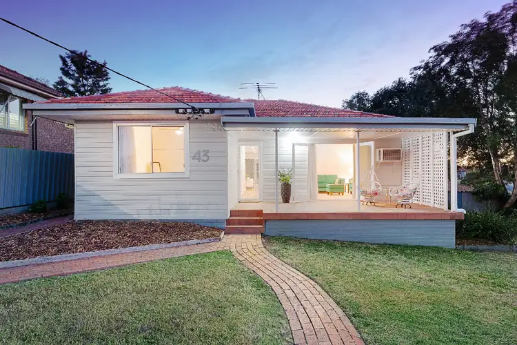 43 Thompson Street, East Maitland NSW 2323