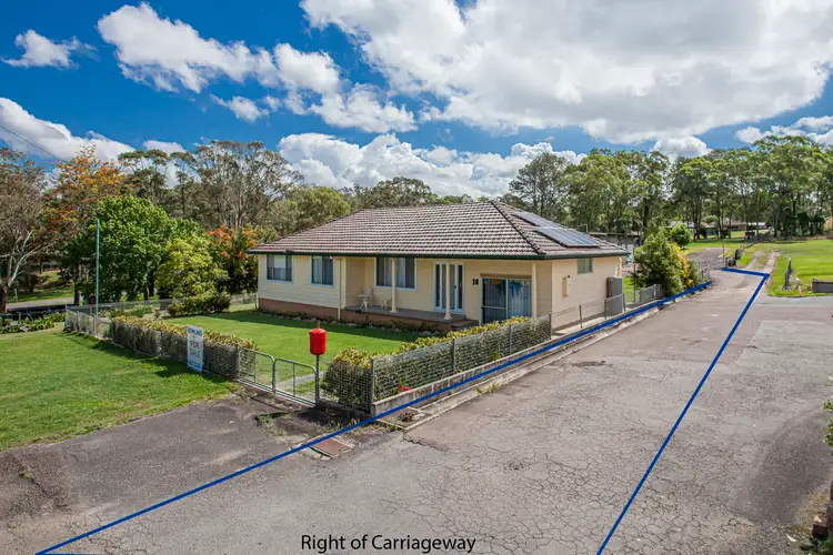 18 Warren Street, Seaham NSW 2324