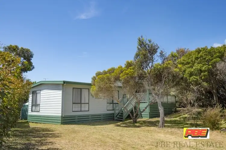 1 WOORAK AVENUE, Venus Bay VIC 3956