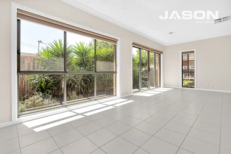 Sixth view of Homely unit listing, 2/1 Carol Grove, Tullamarine VIC 3043