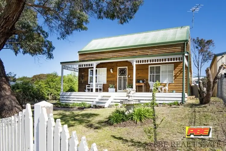 14 LOUIS ROAD, Venus Bay VIC 3956