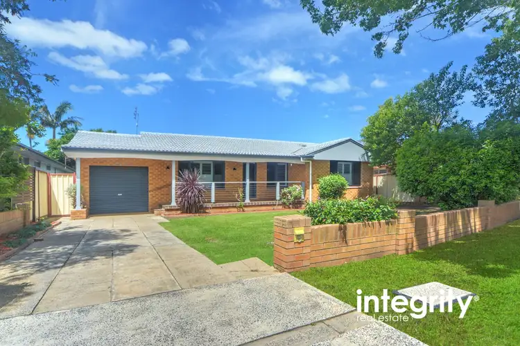 8 Lyrebird Drive, Nowra NSW 2541