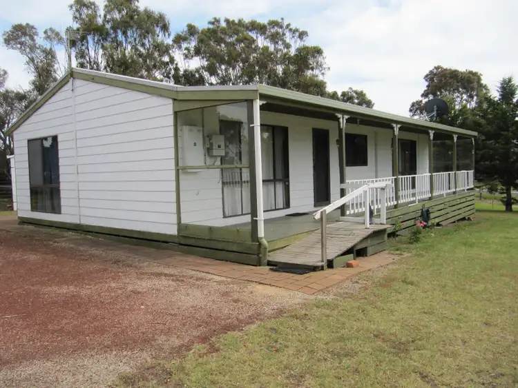 Seventh view of Homely house listing, 13 Pinetree Court, Seaspray VIC 3851