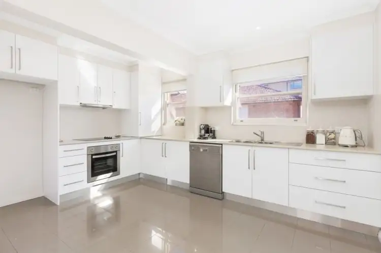 Third view of Homely unit listing, 10/1 St Andrews Place, Cronulla NSW 2230