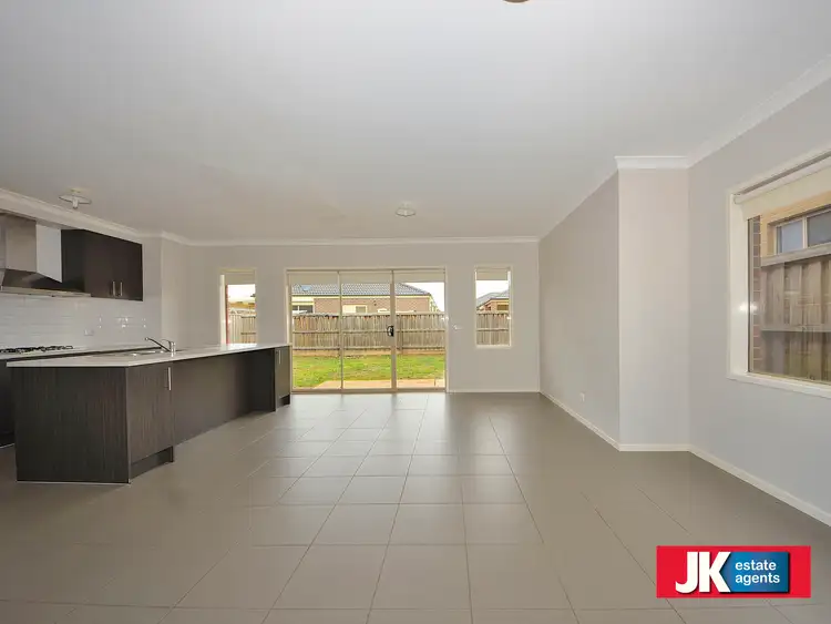 Fourth view of Homely house listing, 7 Echo Avenue, Tarneit VIC 3029
