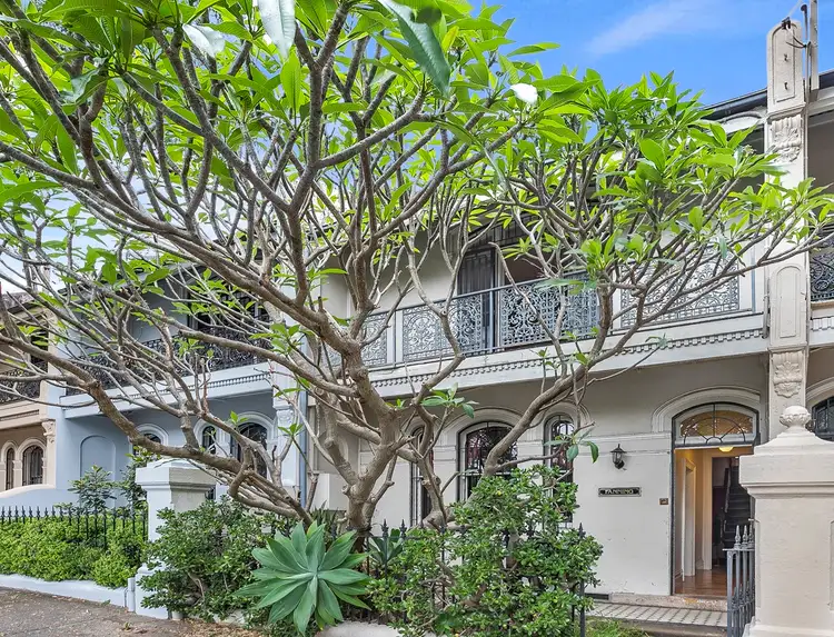 54 Holmwood Street