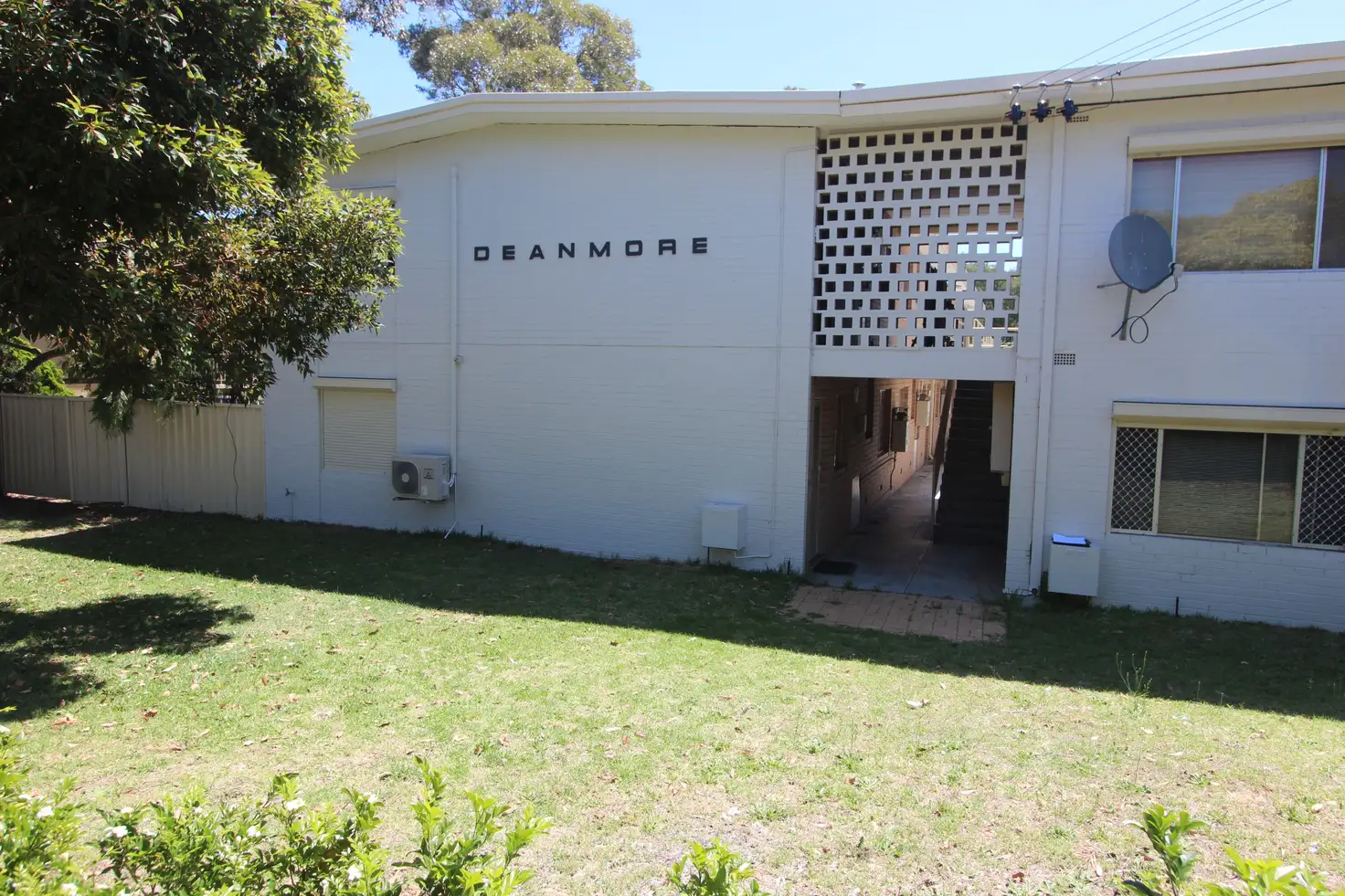 Main view of Homely unit listing, 2/47 DEANMORE ROAD, Scarborough WA 6019