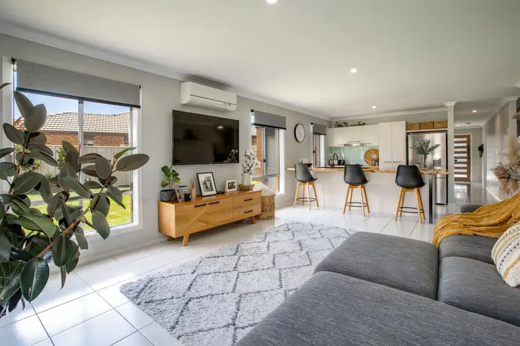Fifth view of Homely house listing, 21 Kendall Drive, Hamilton Valley NSW 2641