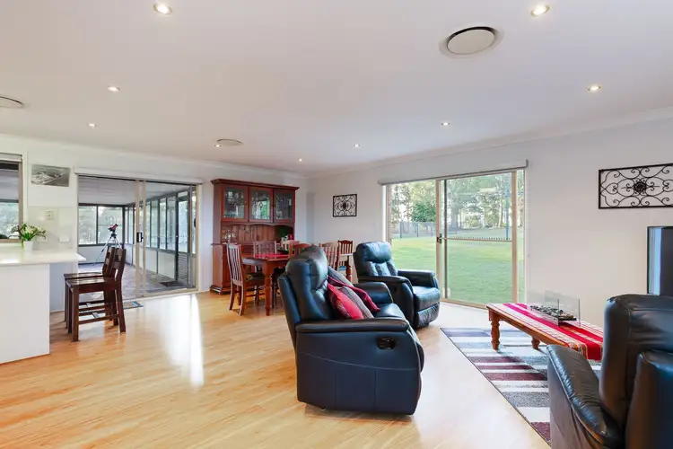 Sixth view of Homely house listing, 17 CAMILLA CL, Windella NSW 2320