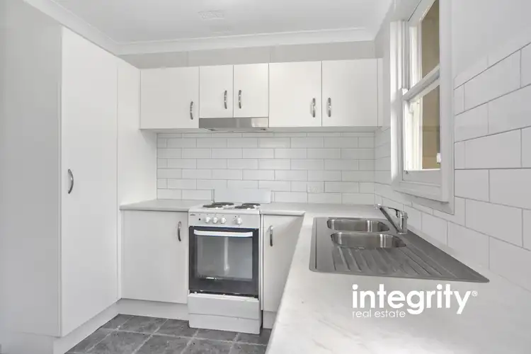 2 Moresby Street, Nowra NSW 2541