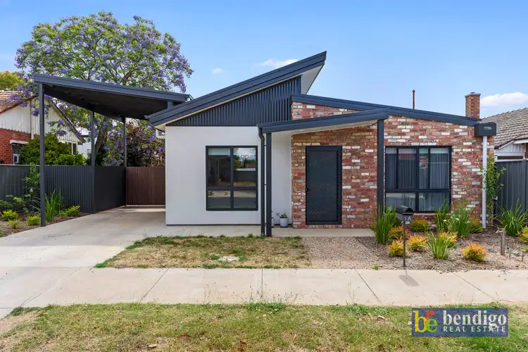 1A Churchill Avenue