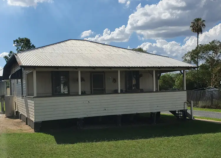 31 Wattle Avenue, Warwick QLD 4370
