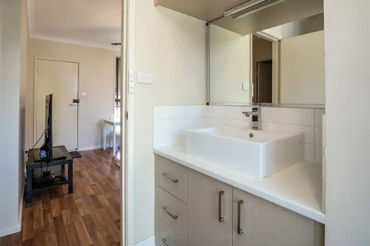 Sixth view of Homely unit listing, 6/309-311 Moore Street, Lavington NSW 2641