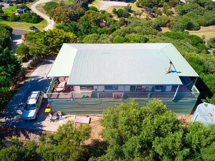 Fifth view of Homely house listing, 2 MONCUR COURT, Venus Bay VIC 3956