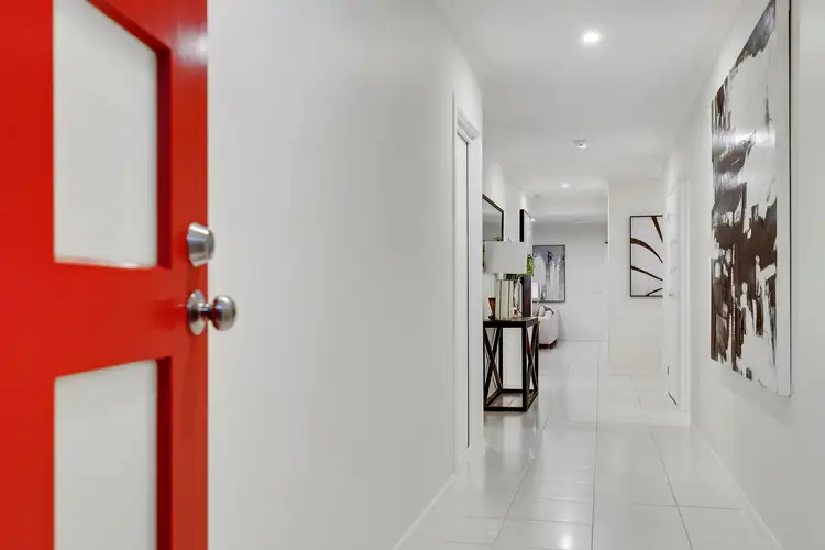 Fifth view of Homely house listing, 2 Wills Court, Sandhurst VIC 3977