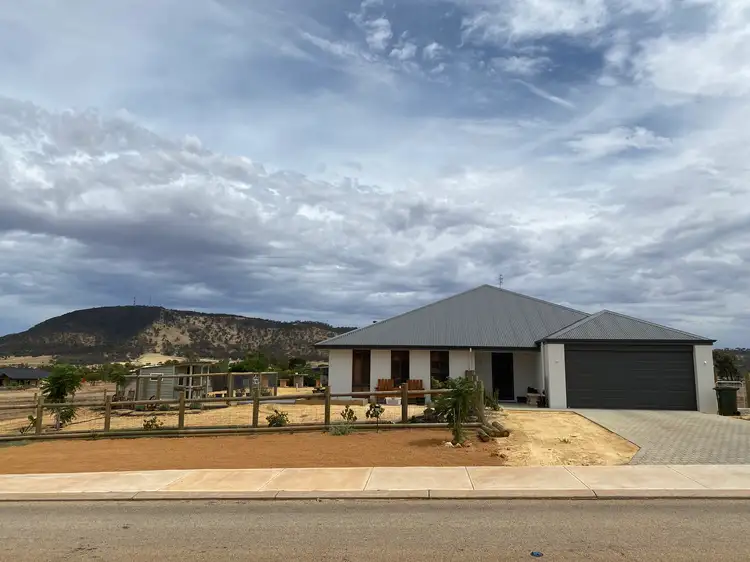 57 Andrews Ave, York WA 6302