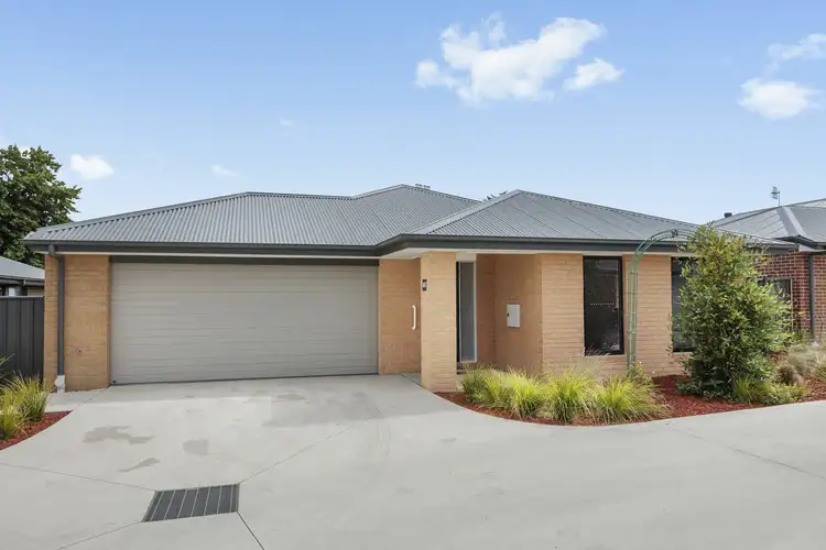 Main view of Homely townhouse listing, 72b Hart Street, Colac VIC 3250