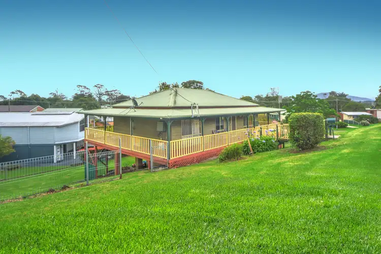 1 Berrellan Street, Greenwell Point NSW 2540