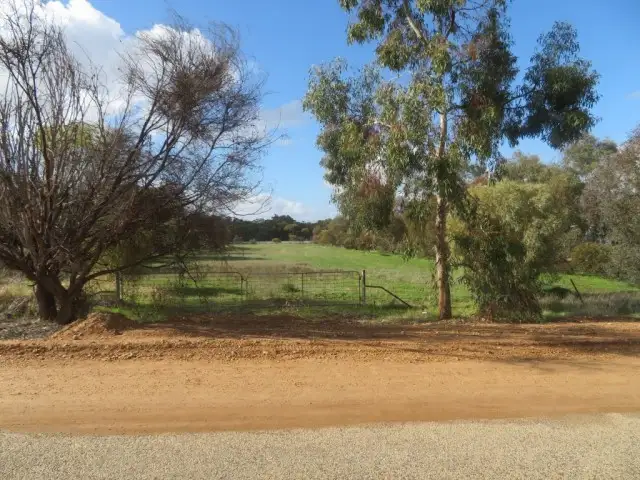 LOT 254, 14 Tenth Road, York WA 6302
