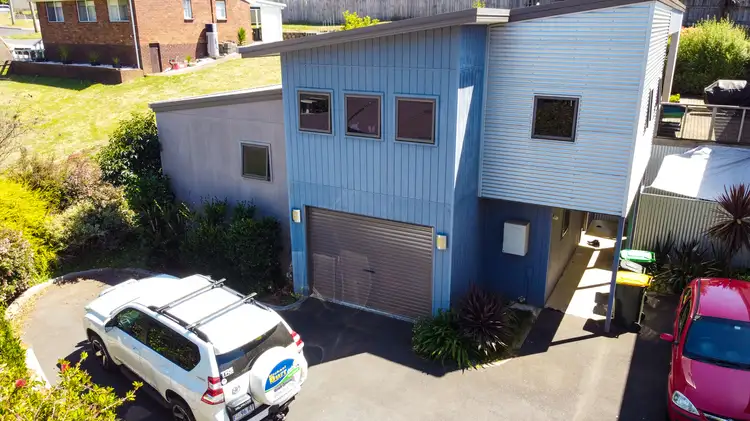 4/2A Lyndara Drive, Penguin TAS 7316