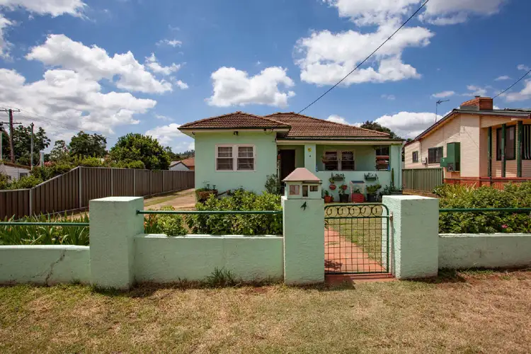 Main view of Homely house listing, 4 Thornton Street, Wellington NSW 2820