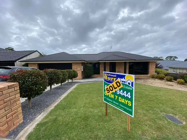 18 St Andrews Drive, Devonport TAS 7310