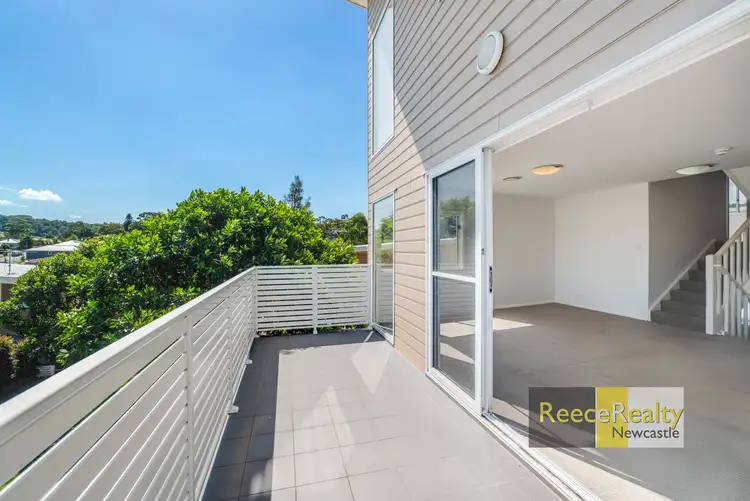 27/4 Crawford Lane, Mount Hutton NSW 2290